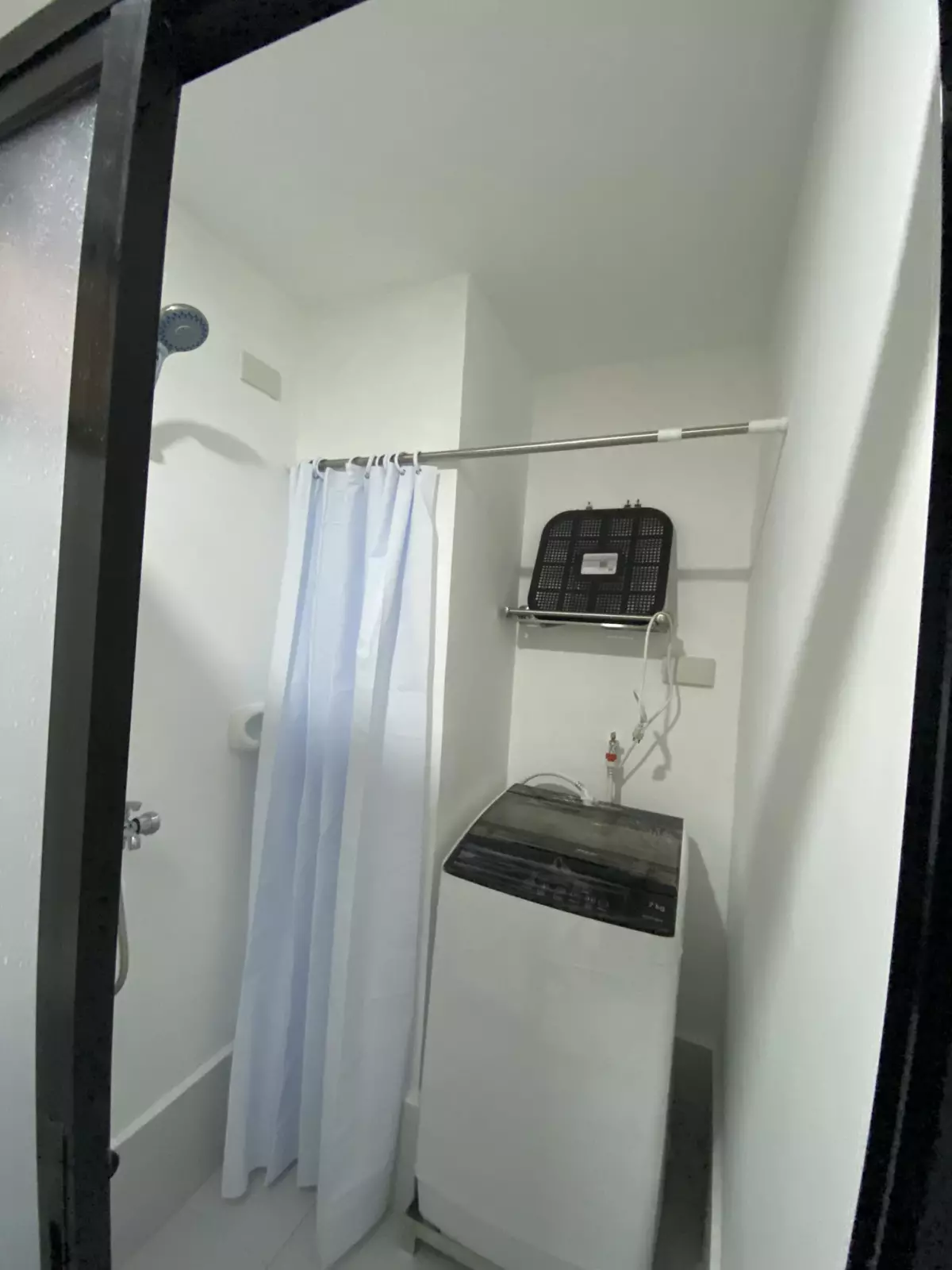 Open photo 18 of 21 — Royal oceancrest 1 bedroom condominium fully funished unit