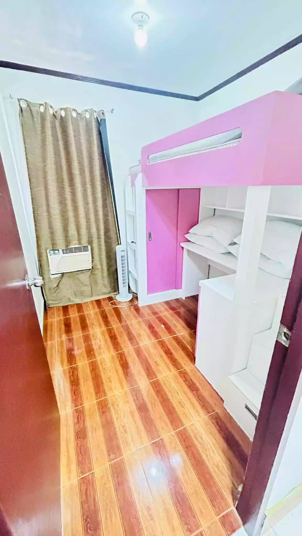 Fully Furnished 3-Bedroom House For Rent in Camella Gensan - photo 6