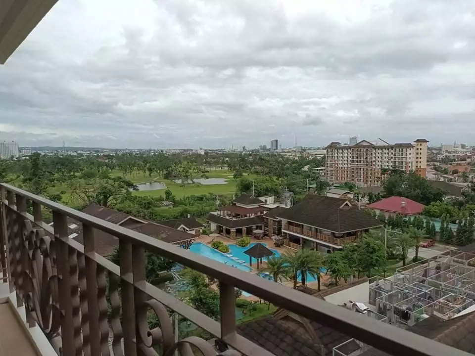 2BR Condo For Rent in One Oasis Maboloo, Cebu City - photo 2