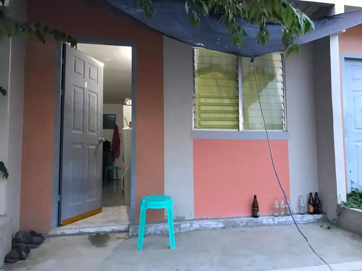 House&lot for assume — House and Lot in Angela Avenue, San Miguel, Iloilo — Photo 2