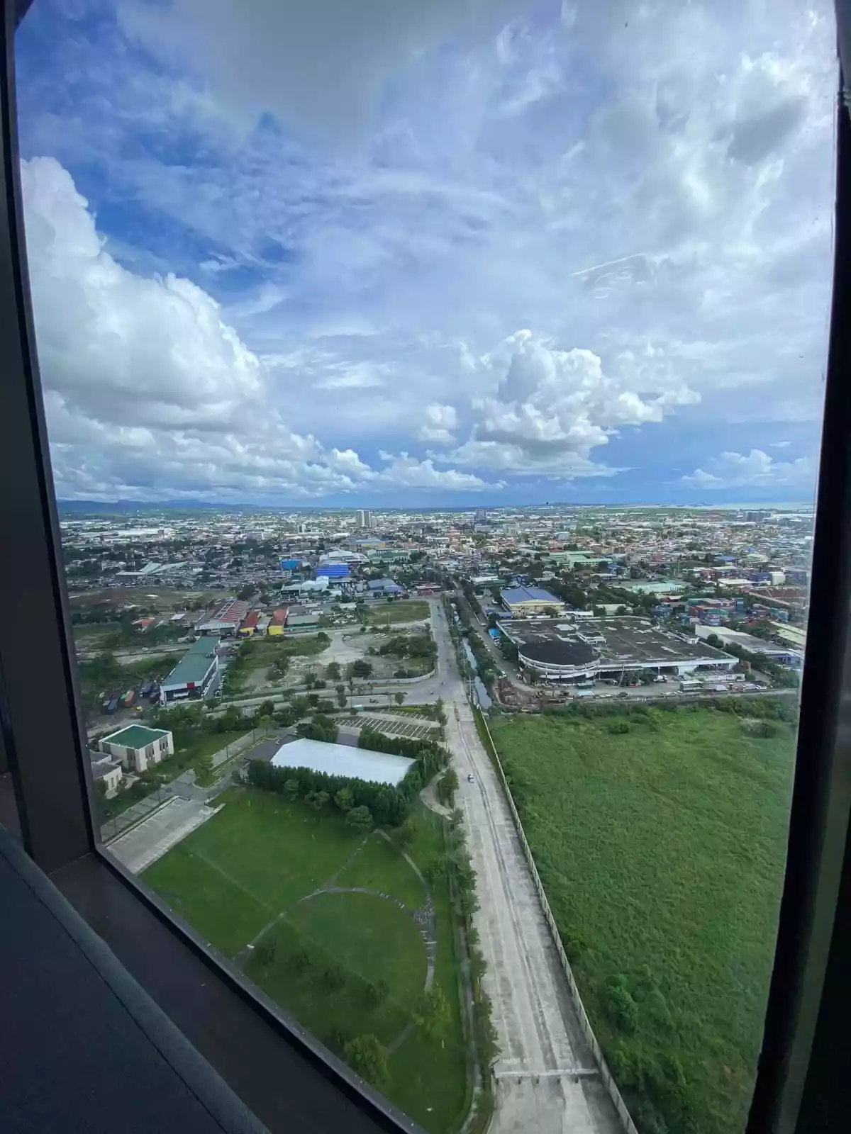 CCT 10729171610 — Studio in F.E. Zuellig Avenue, Mandaue City, Philippines — Photo 3