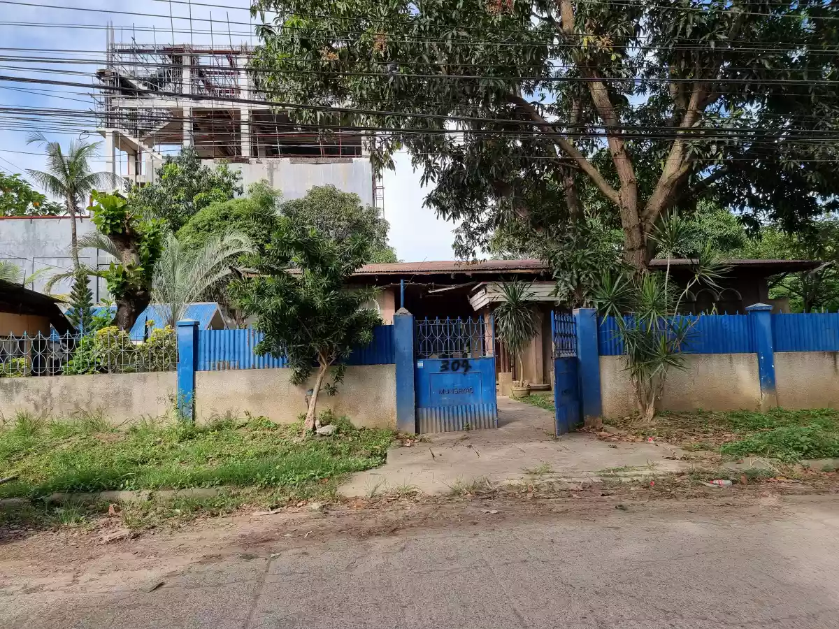 House and Lot for Sale - photo 6