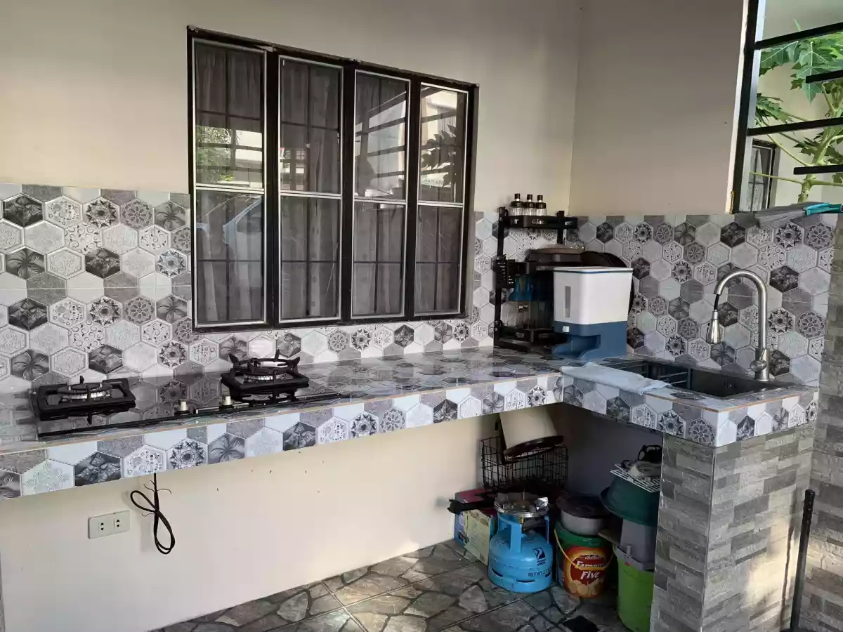 LUMINA BEAUTIFUL HOUSE — Townhouse in Bacolod, Negros Occidental, Philippines — Photo 3