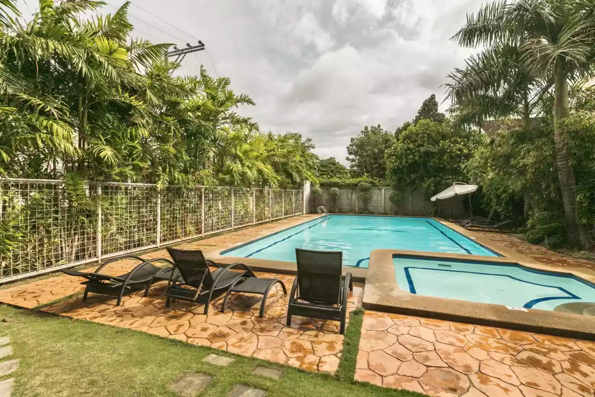 Open photo 15 of 17 — 2BR Woodcrest Guadalupe for SALE Cebu City