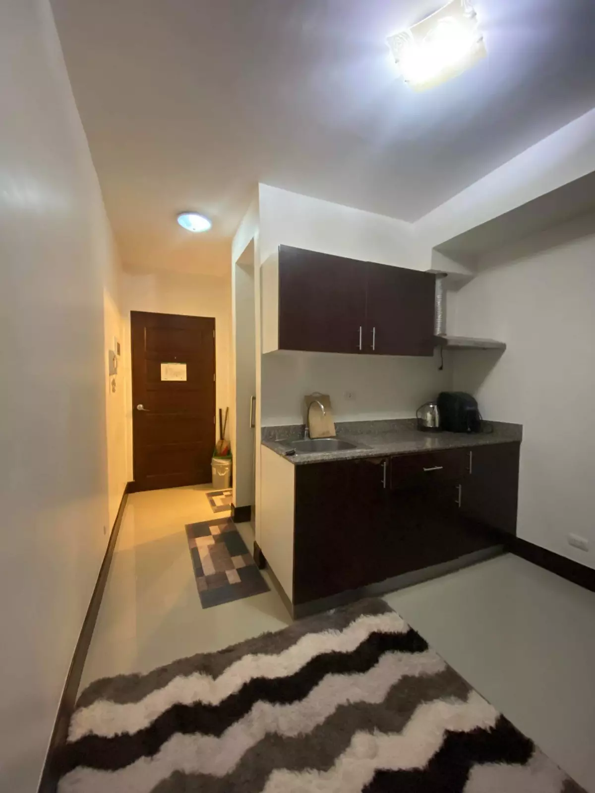 FOR SALE STUDIO UNIT IN GRAND RESIDENCES — Studio in Gov. M. Cuenco Avenue, Cebu City, Cebu — Photo 3