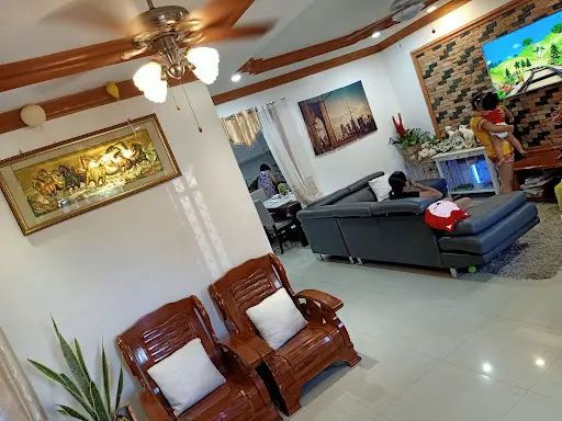Furnished House and lot in Talisay along commercial area  - photo 4