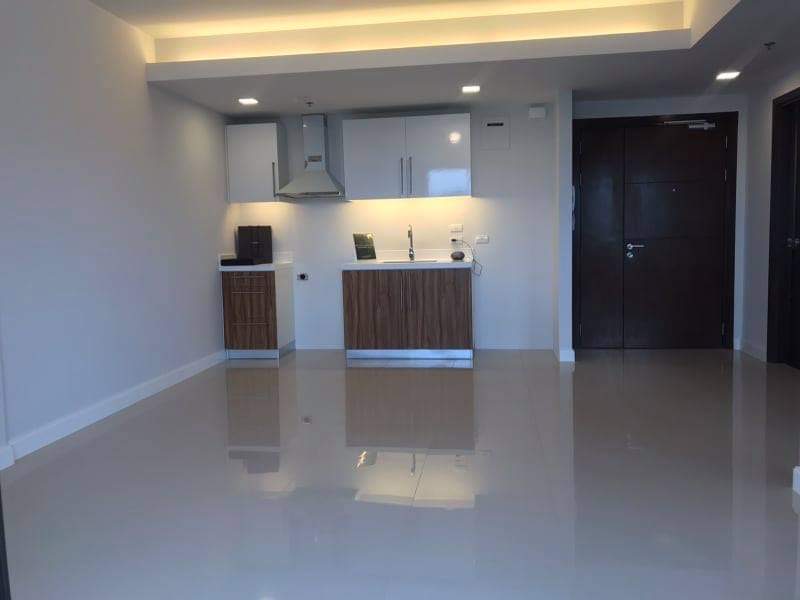 Alcoves one bedroom unit for sale  - photo 5