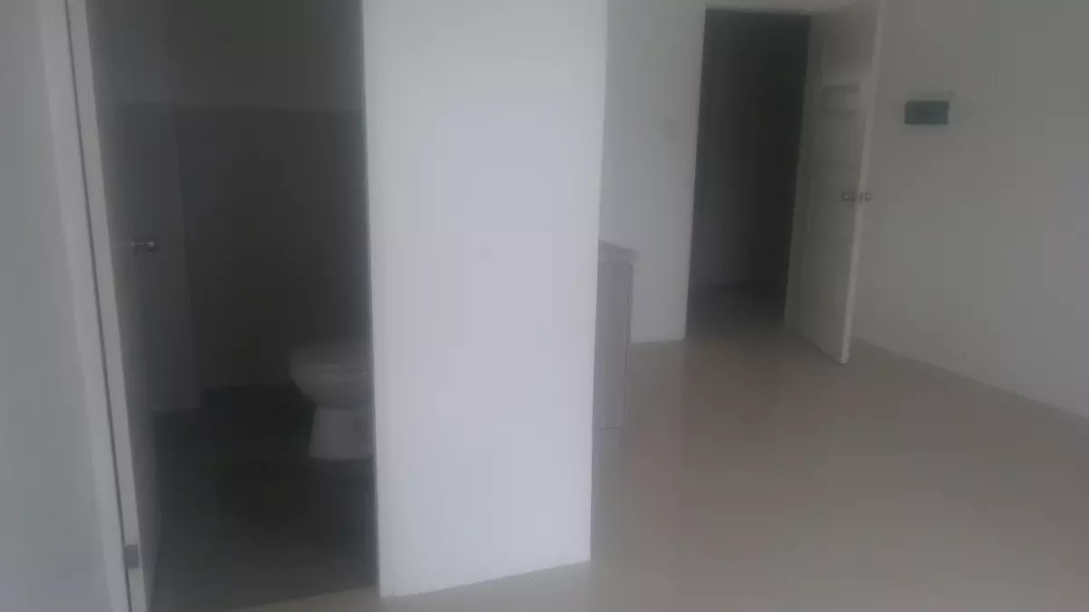 MODENA TOWNSQUARE CONDO STUDIO WITH BALCONY - RUSH SALE VIA ASSUME! — Studio — Photo 7
