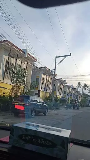 House and Lot — Townhouse in Minglanilla, Cebu, Philippines — Photo 2