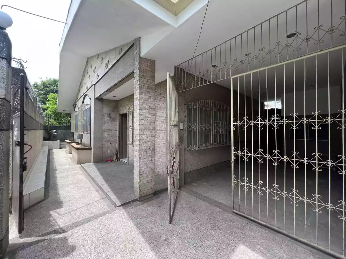 House and Lot for sale in SRP Talisay City, Cebu - photo 4