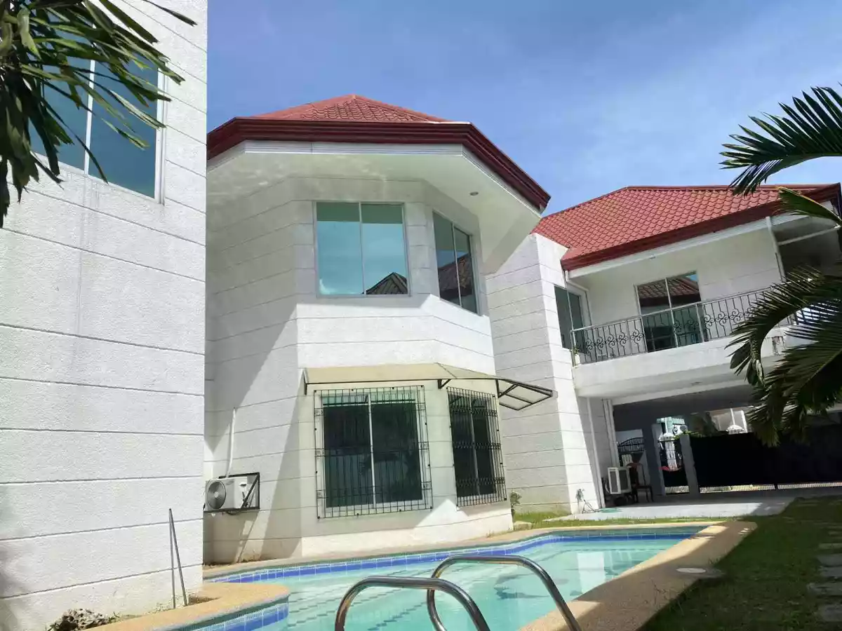 FOR SALE: 12BR HOUSE in MANGO GREEN VILLAGE, BANILAD - photo 5