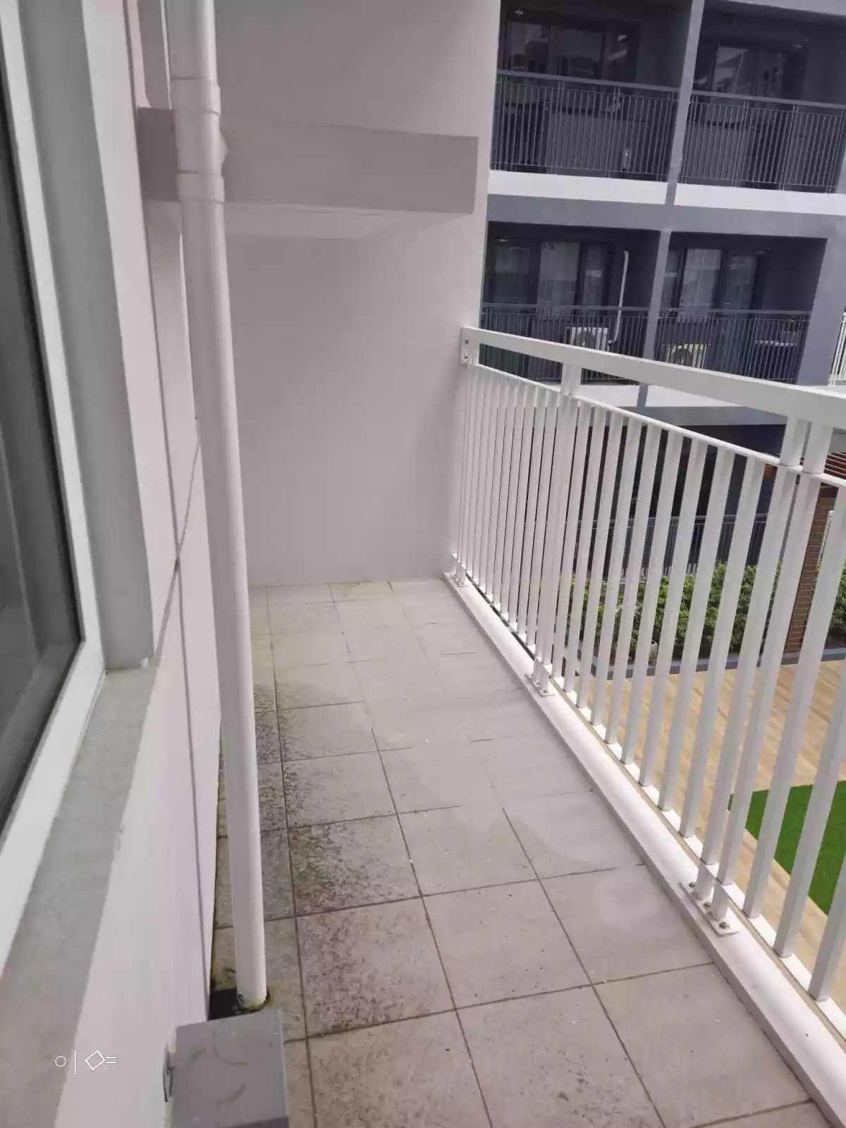 Rush Sacrifice sale Flexi Suitte with Balcony — Studio in Benigno Aquino Avenue, Mandurriao, Iloilo City — Photo 2
