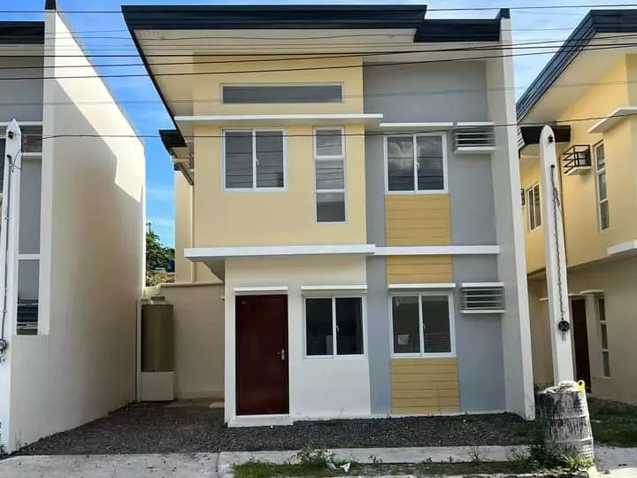 📌TWO STORY HOUSE AND LOT FOR ASSUME — House and Lot in Buhangin, Davao City, Davao del Sur — Photo 2