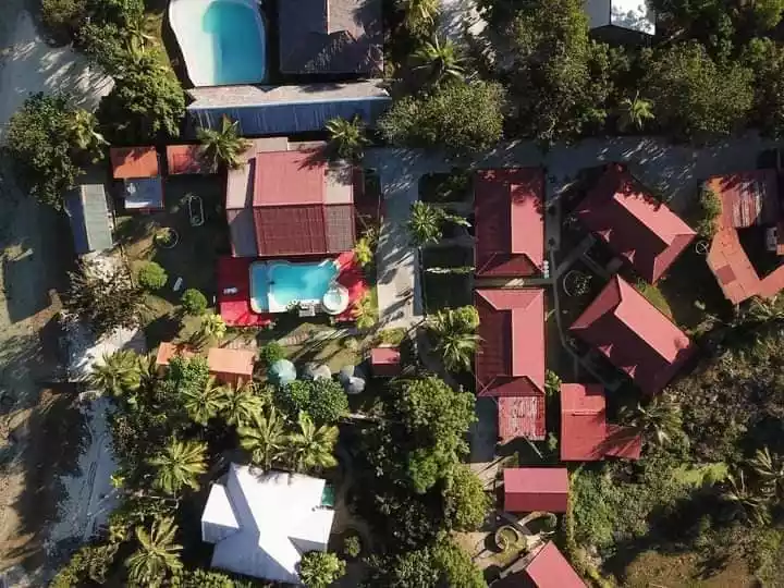 Beach Resort in Moalboal for Sale — Beach House / Resort in Cebu, Philippines — Photo 7