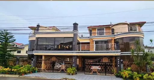 3 storey Single Detached House and Lot