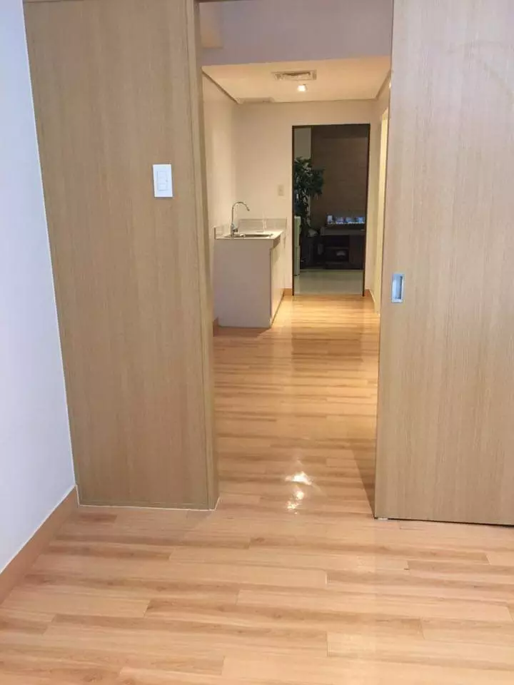 RUSH SALE RFO 1 BEDROOM UNIT WITH ASSUMED BALANCE AT SMDC TREES RESIDENCES QUEZON CITY