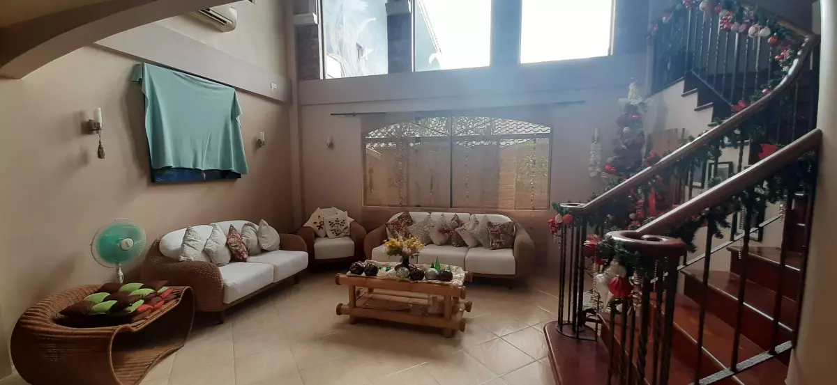 Big House in Sto NiÃ±o Banilad — House and Lot in Cebu City, Cebu, Philippines — Photo 5