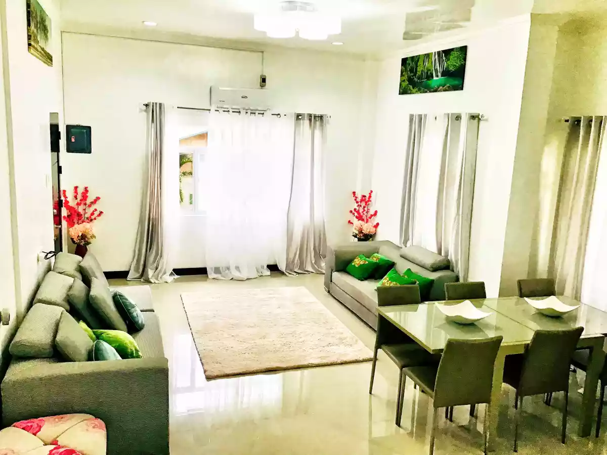 FULLY-FURNISHED 3-Storey,  4BR Modern Single Detached House & Lot in San Carlos Heights, Quiot Pardo - photo 4