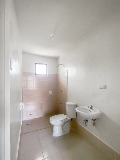 4 Bedrooms House For Rent Ajoya Gabi Cordova Lapu-Lapu City — House and Lot in M.L. Quezon National Highway, Cordova, Cebu — Photo 7