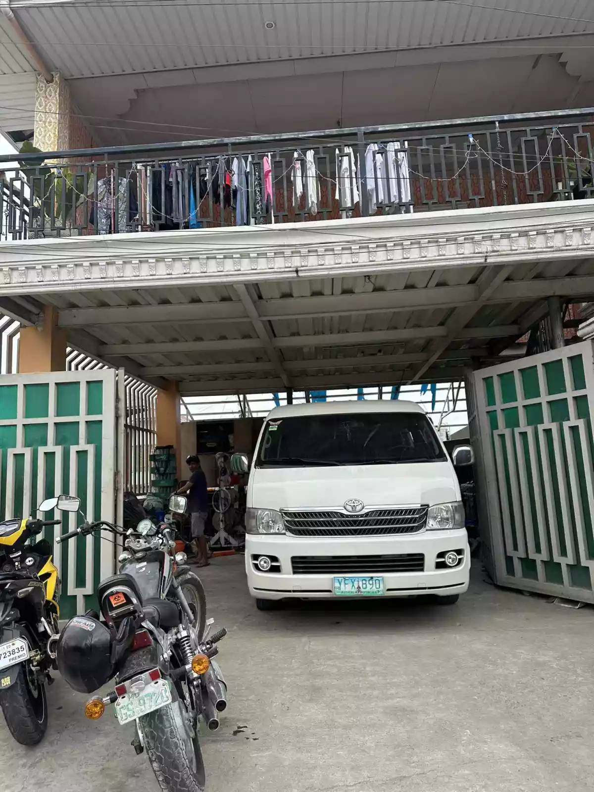 Open photo 12 of 12 — House & Lot / Commercial Space for Sale