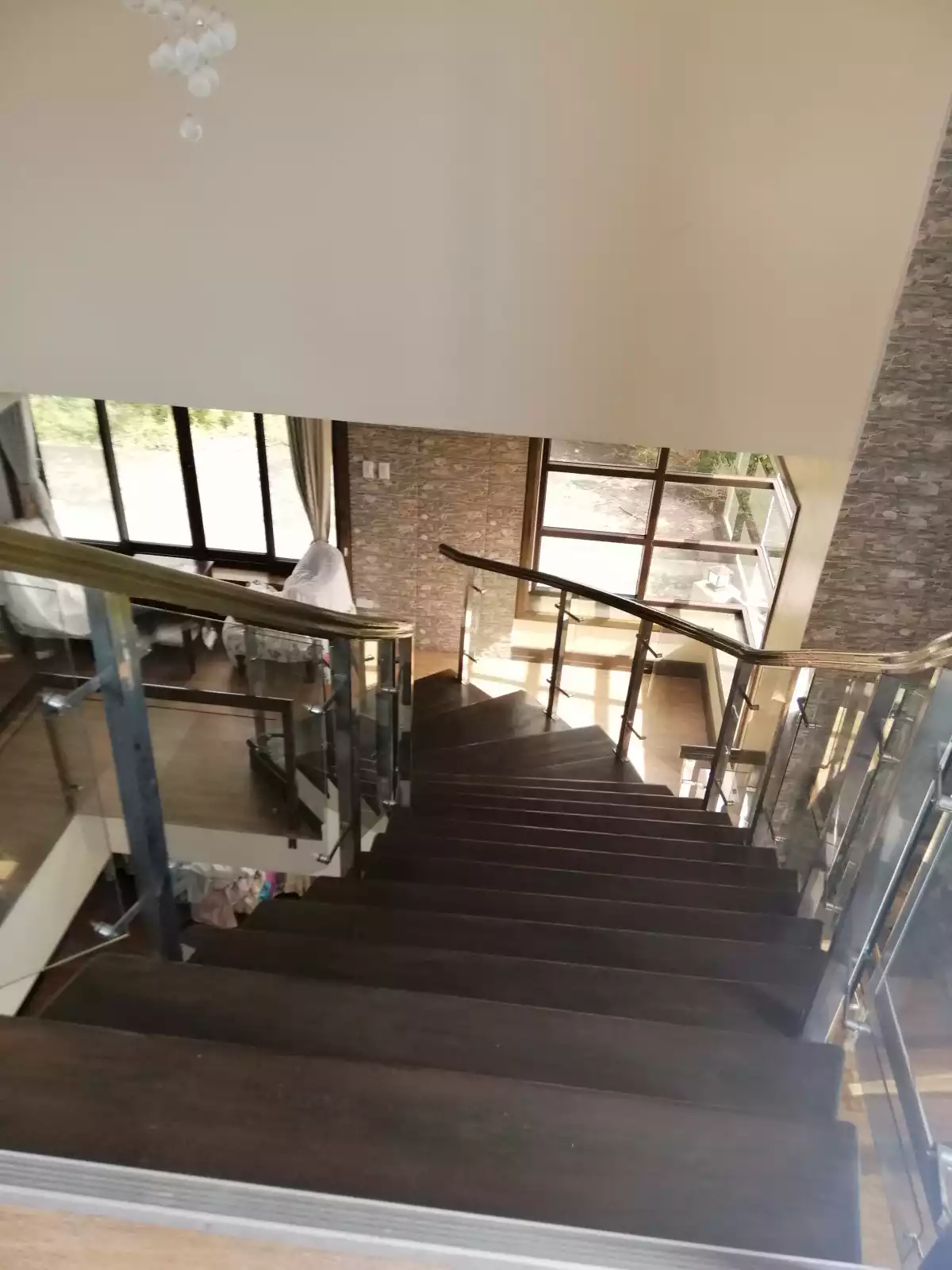 LUXURIOUS 3StoreyHOUSE AND LOT SD in CORONA DELMAR - photo 2