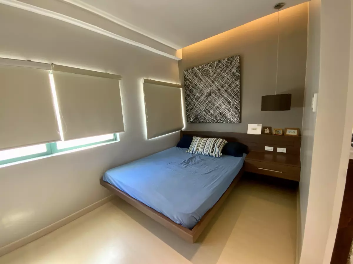 Spacious and well-lit 1 bedroom condo - photo 5