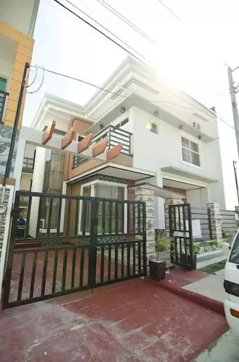 Open photo 28 of 57 — RushSALE 8.9M Fully-Furnished 2storey BrandNew House PriceDrop from 9.8M