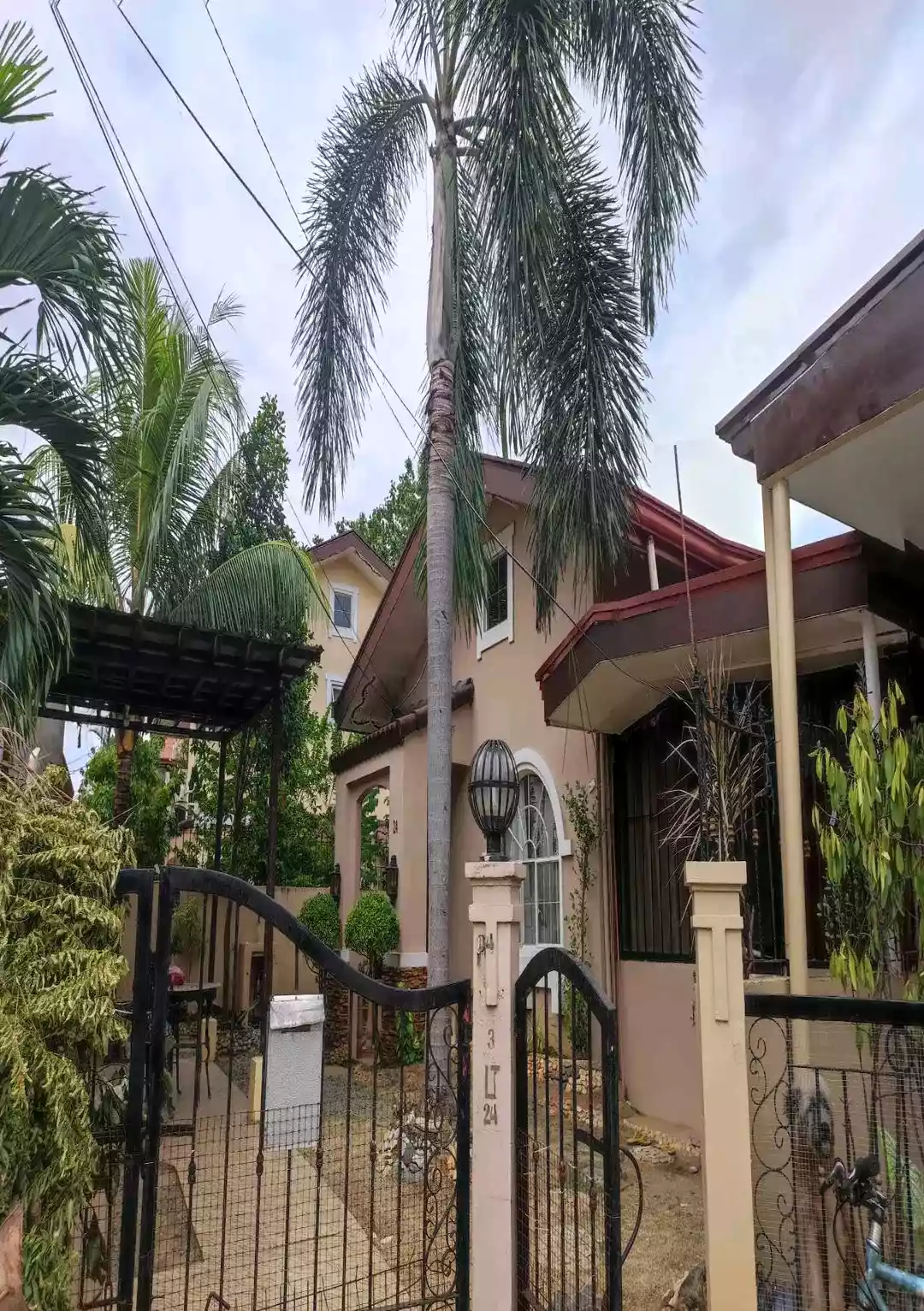 Titled House & Lot - photo 5
