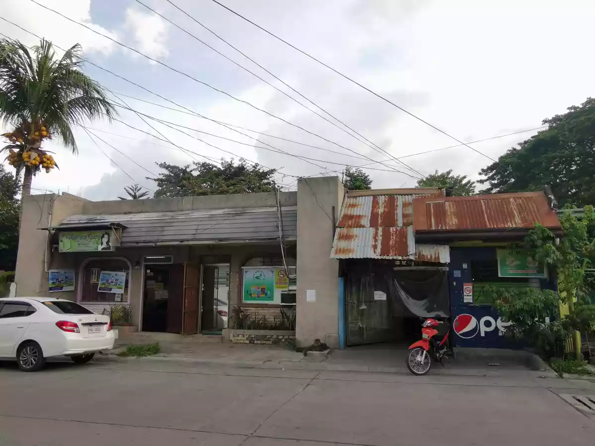 467sqm Commercial /Residential with Office and store  - photo 6