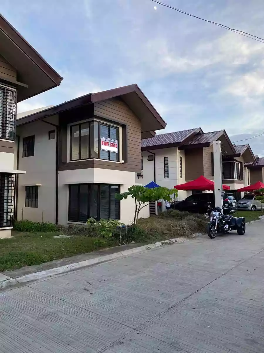RUSH SALE 2STOREY NARRA PARK BRAND NEW CLEAN TITLE - photo 6