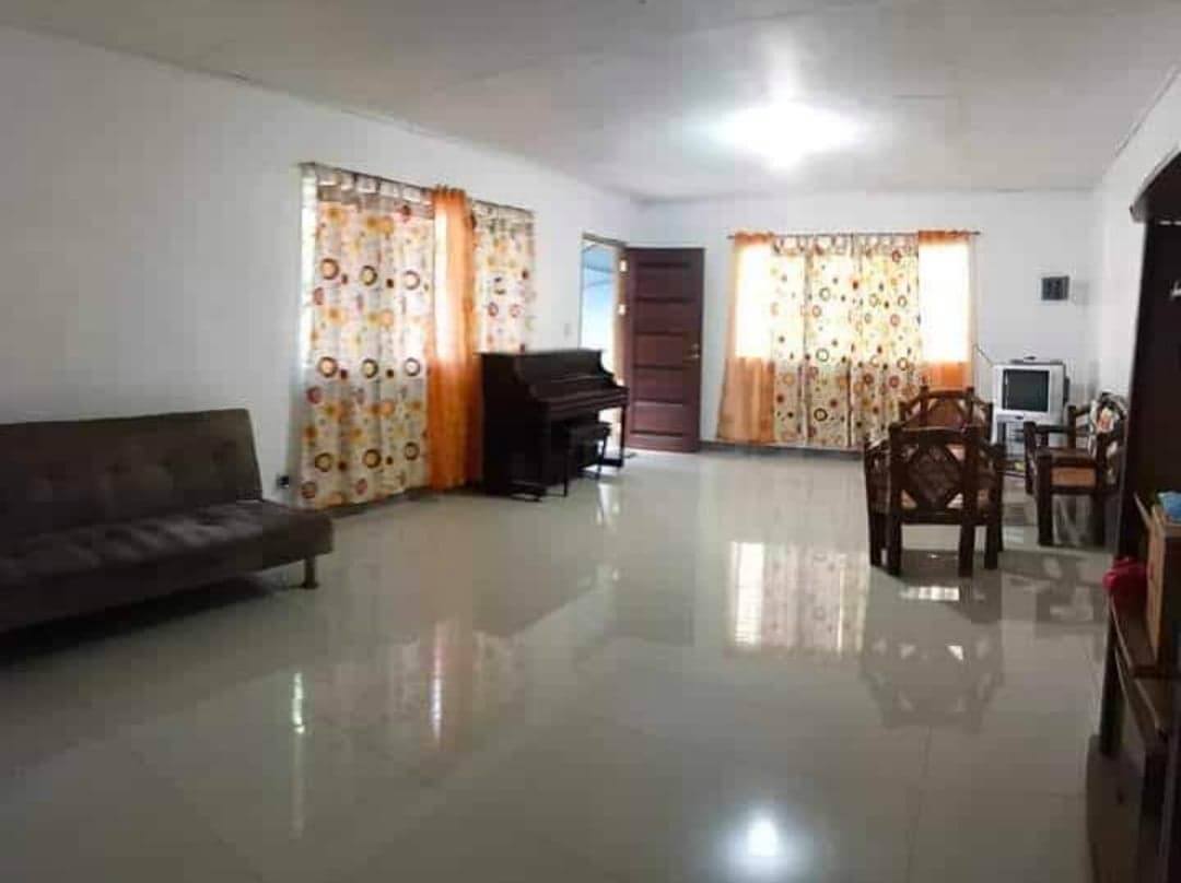 RUSH SALE!!  Residential/Vacation House  - photo 4