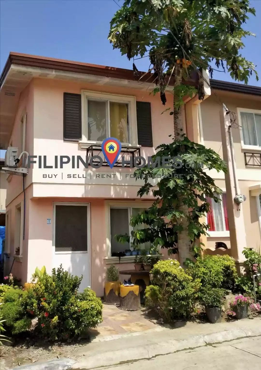 Townhouse For Sale! 