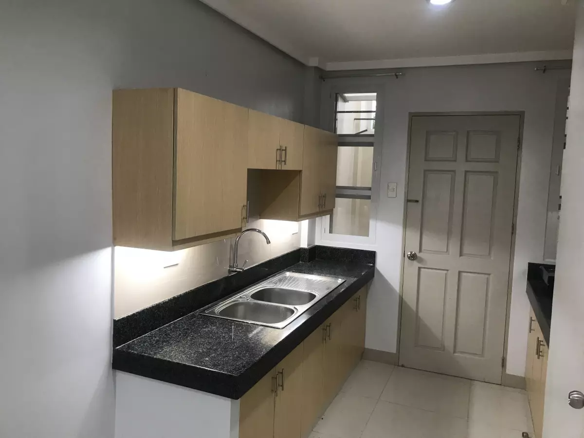 4 Bedrooms Townhouse for Rent — Townhouse in Cebu, Philippines — Photo 4