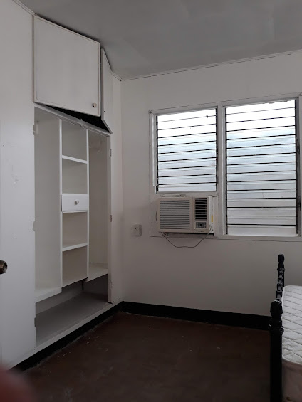 For Rent  3 bedroom semi Furnished Bungalow House with Extra Lot in   Casuntingan, Mandaue City, Cebu near Gethsemane parish Church — Retirement House in Mandaue City, Cebu, Philippines — Photo 4