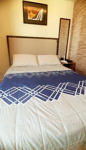FOR RENT: FULLY-FURNISHED UNIT WITH BALCONY — Studio in Gov. M. Cuenco Avenue, Cebu City, Cebu — Photo 3