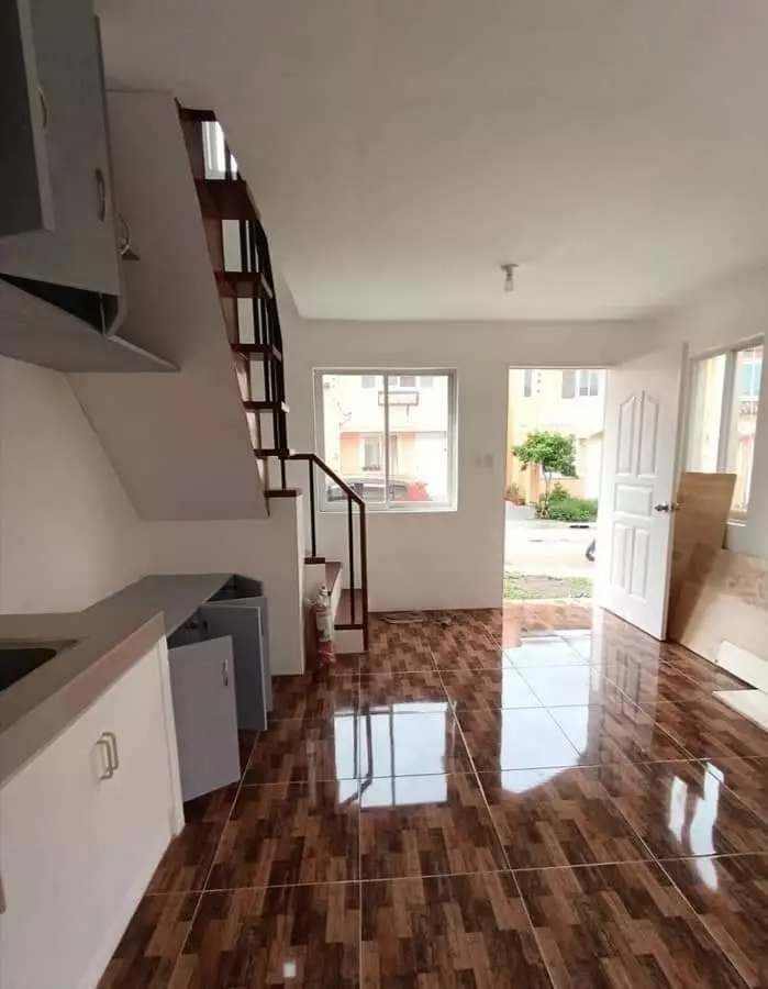 HOUSE AND LOT FOR SALE — House and Lot in Dumaguete, Negros Oriental, Philippines — Photo 3