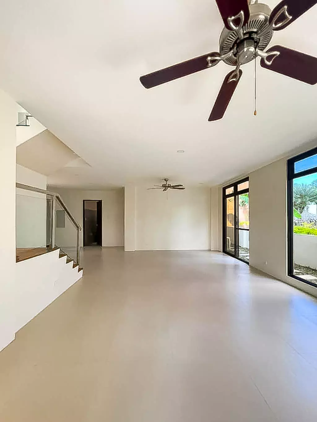 NEWLY BUILT 4 BEDROOM HOUSE FOR SALE IN CORONA DELMAR - photo 4