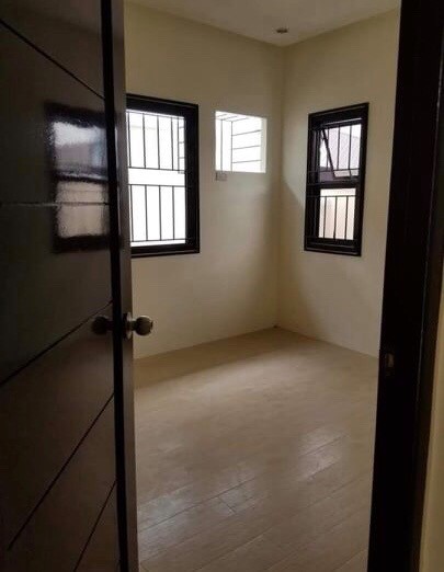 RUSH HOUSE AND LOT FOR SALE OR ASSUMED BRAND NEW RFO - photo 7