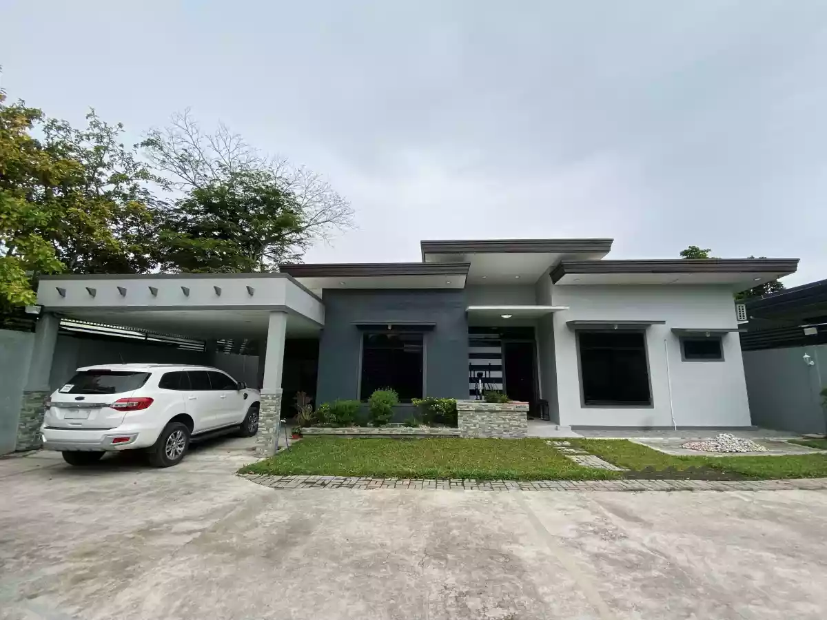 500SQM HOUSE AND LOT