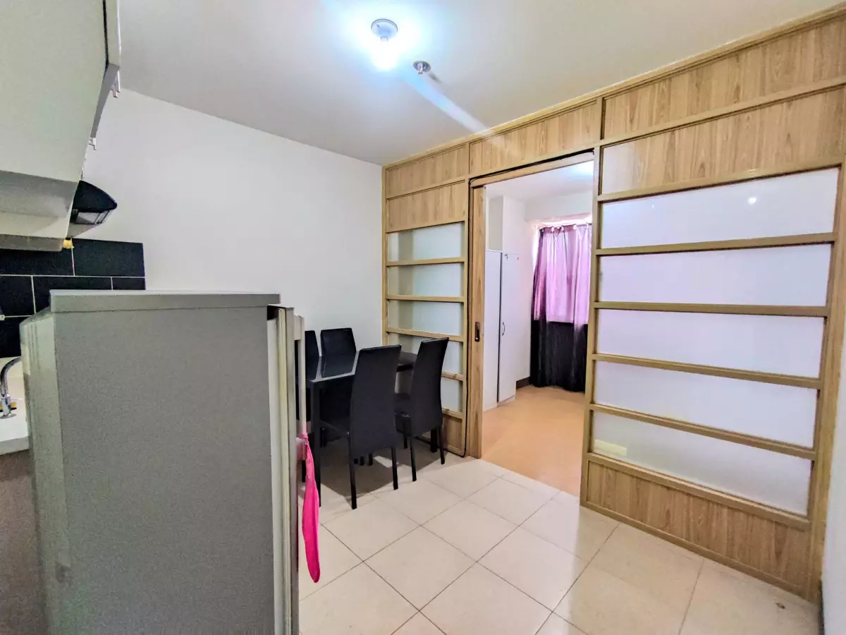 FOR RENT 1BR SEMI-FURNISHED UNIT at Ridgewood Towers   - photo 3