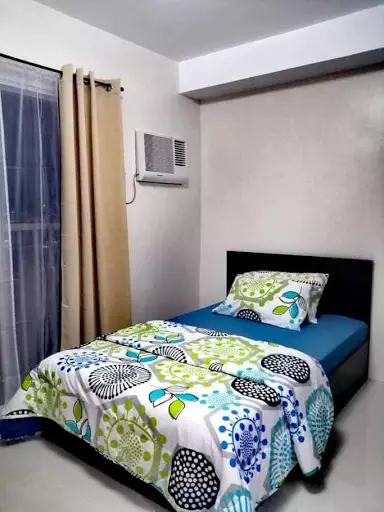 Studio unit for assume