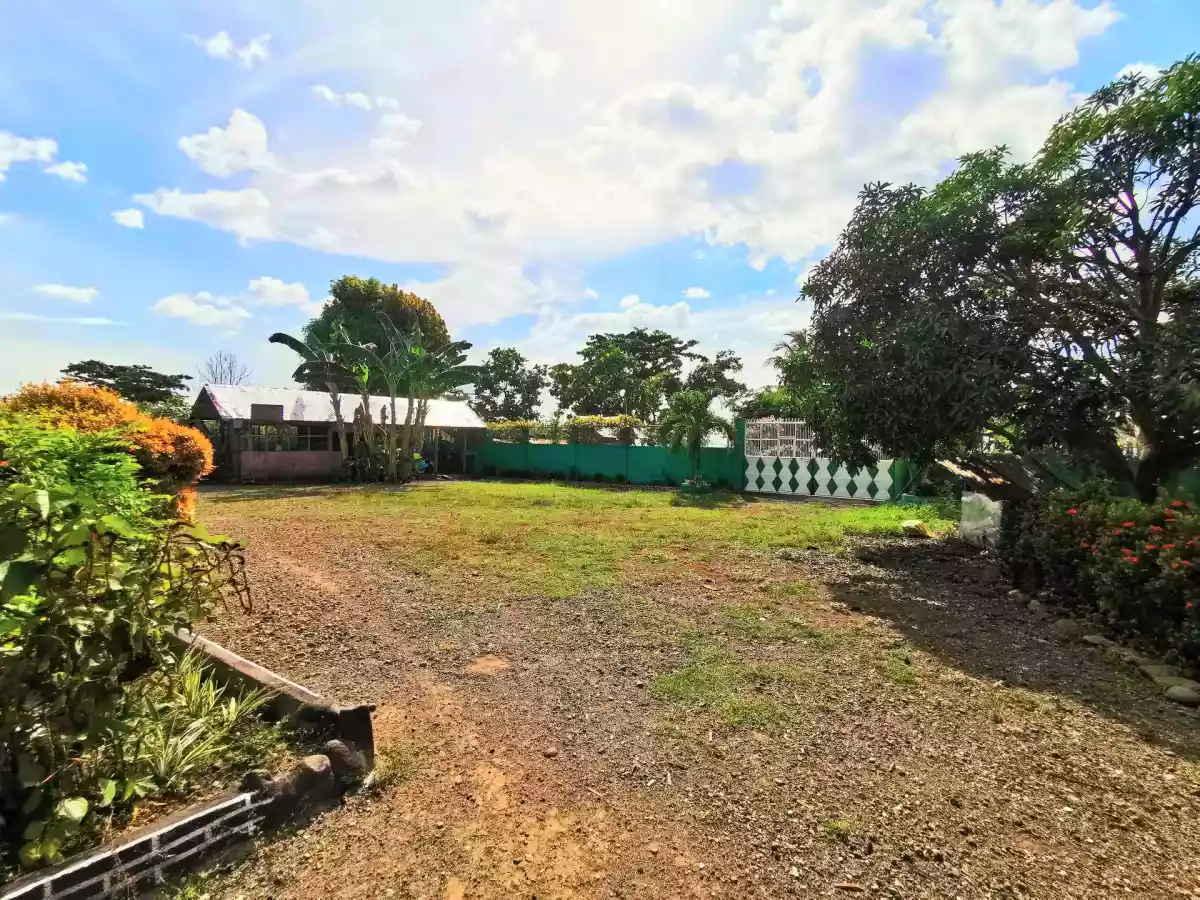 Open photo 16 of 23 — Spacious Property-With 2 Storey-House ( Property is Along the beach and opposite side is along the national Highway) 