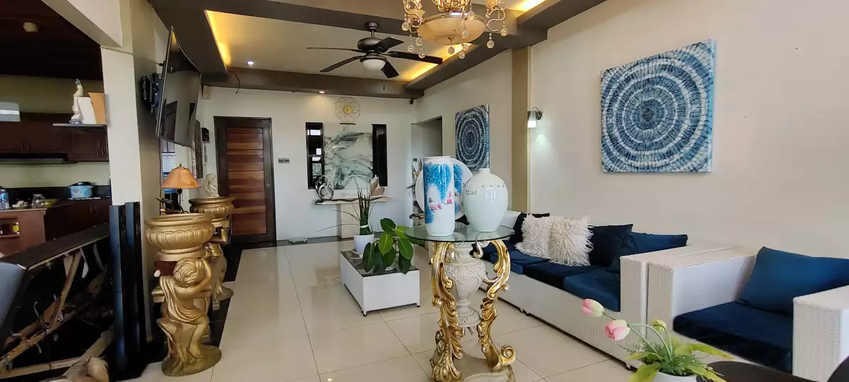 Rush Sale House Overlooking  - photo 4