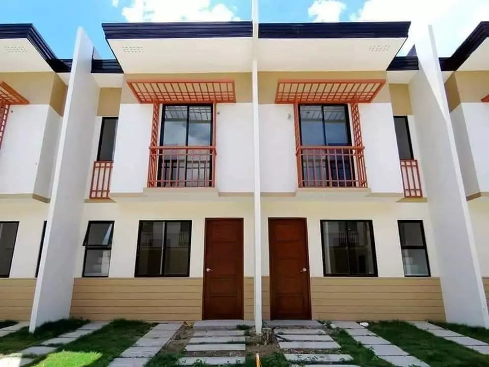 CASAMIRA SOUTH FOR ASSUME - photo 2