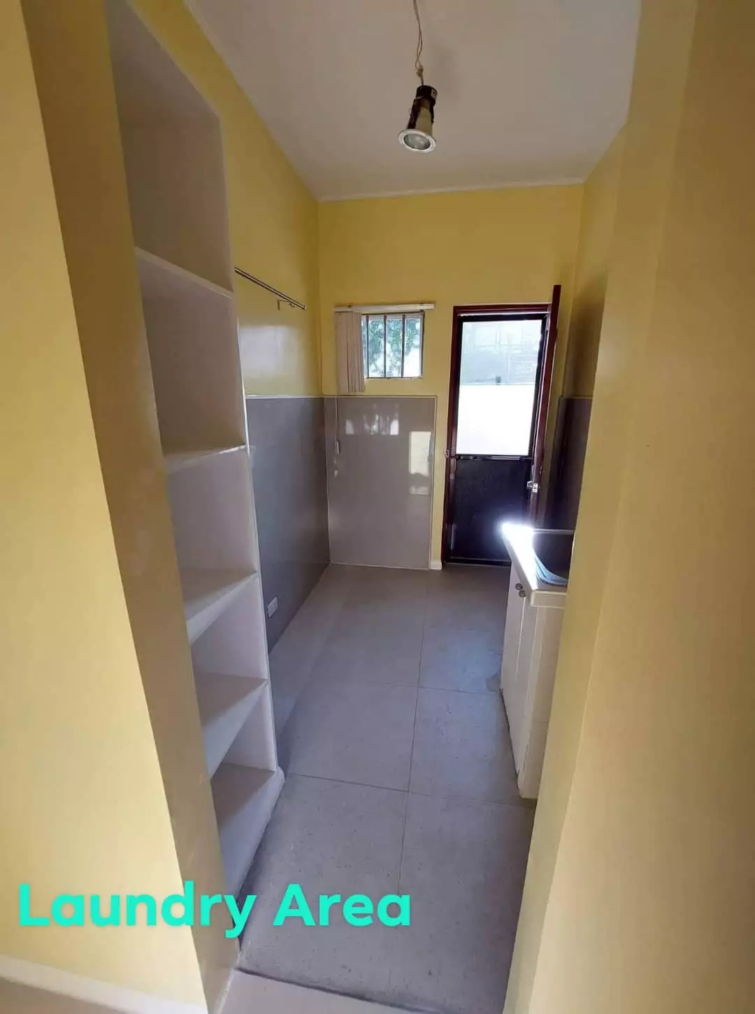 Open photo 13 of 13 — Bungalow House For Sale