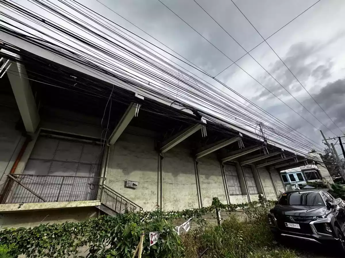 COMMERCIAL SPACE IN OBRERO — Warehouse in Davao City, Davao del Sur, Philippines — Photo 6