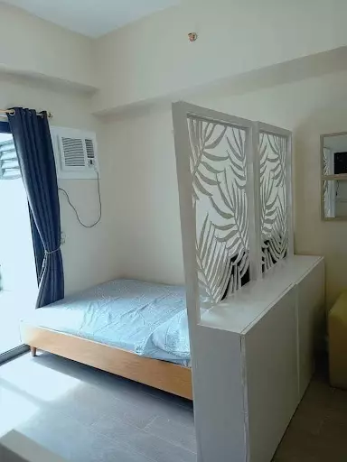 Open photo 24 of 31 — Studio at Grand Residences For Rent!