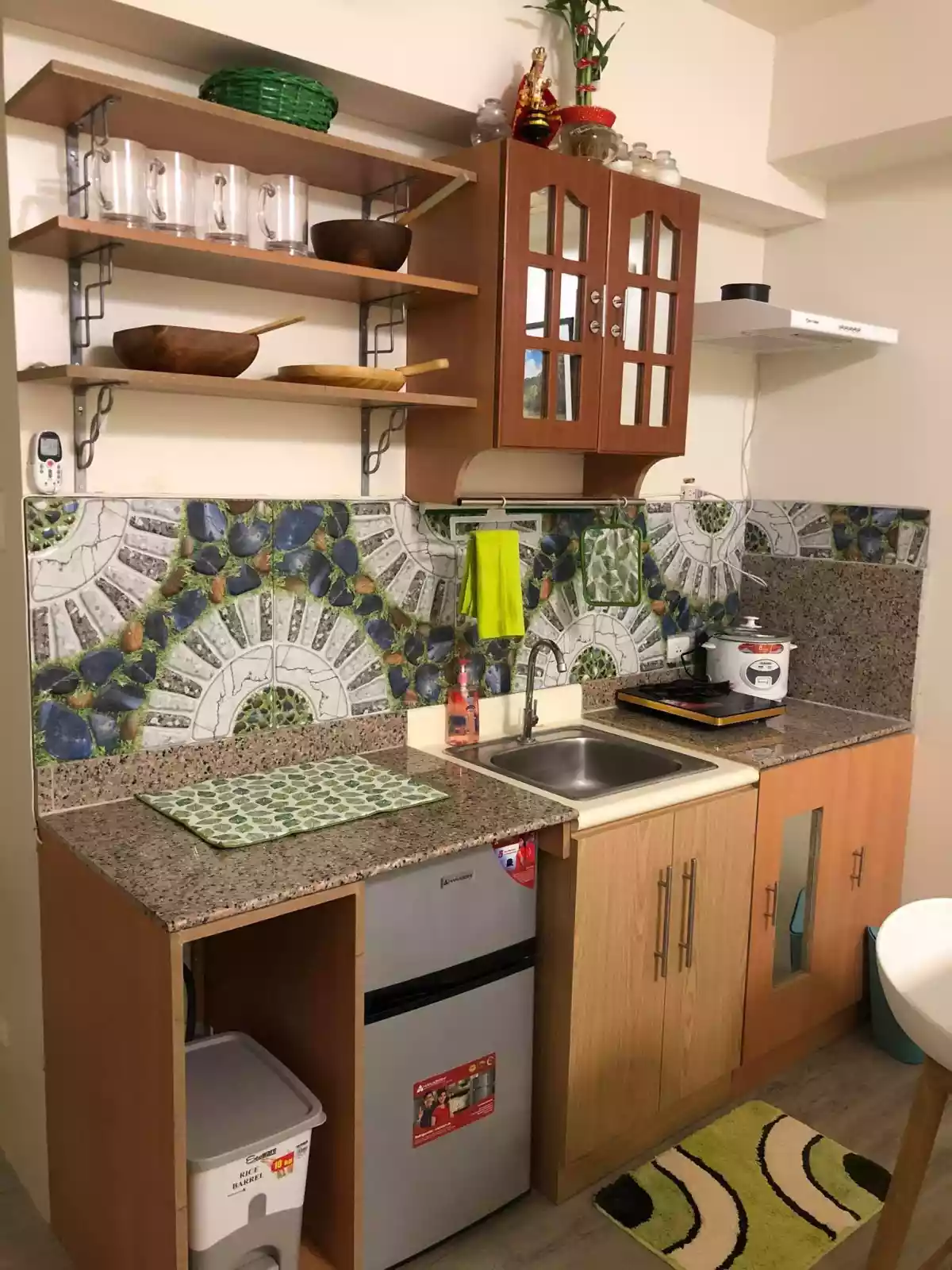 Fully Furnished Condo For Rent Mandaue City accesible to Airport - photo 4