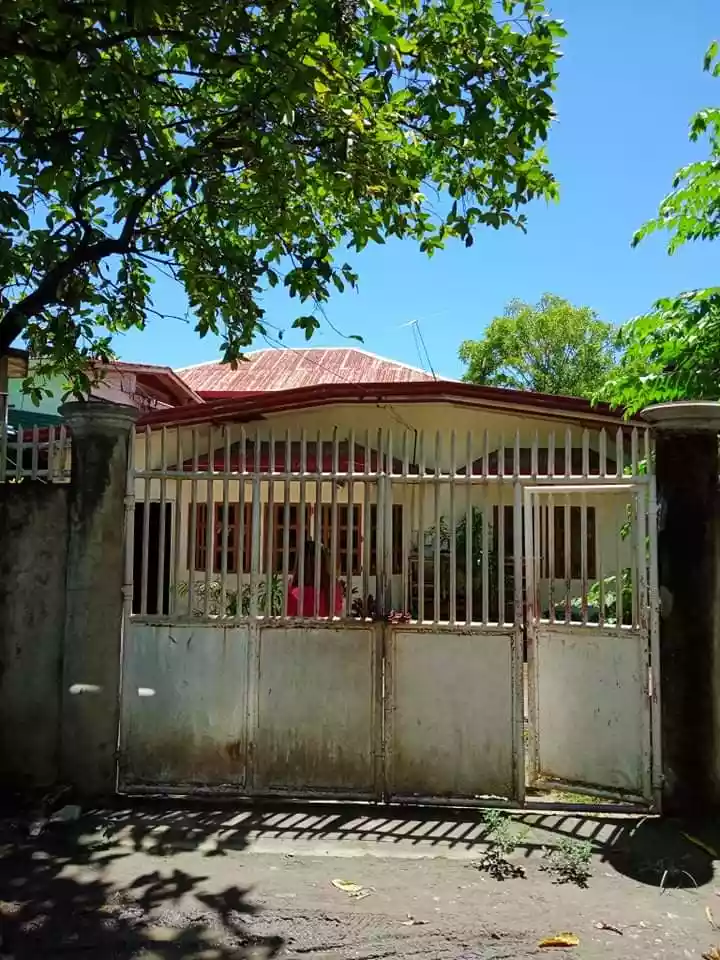 RUSH SALE HOUSE & LOT — House and Lot in Danao City, Cebu, Philippines — Photo 5
