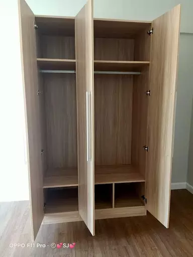 Open photo 36 of 61 — Clean Title
